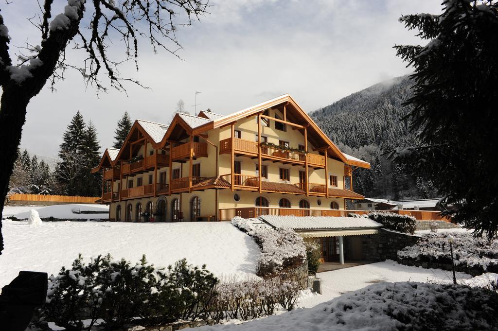 Holidays Dolomiti Apartment Resort 카리솔로 외부 사진