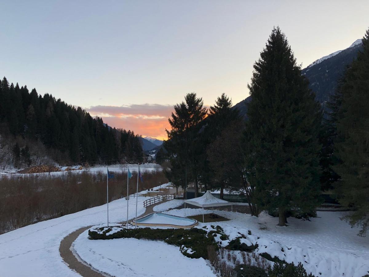 Holidays Dolomiti Apartment Resort 카리솔로 외부 사진
