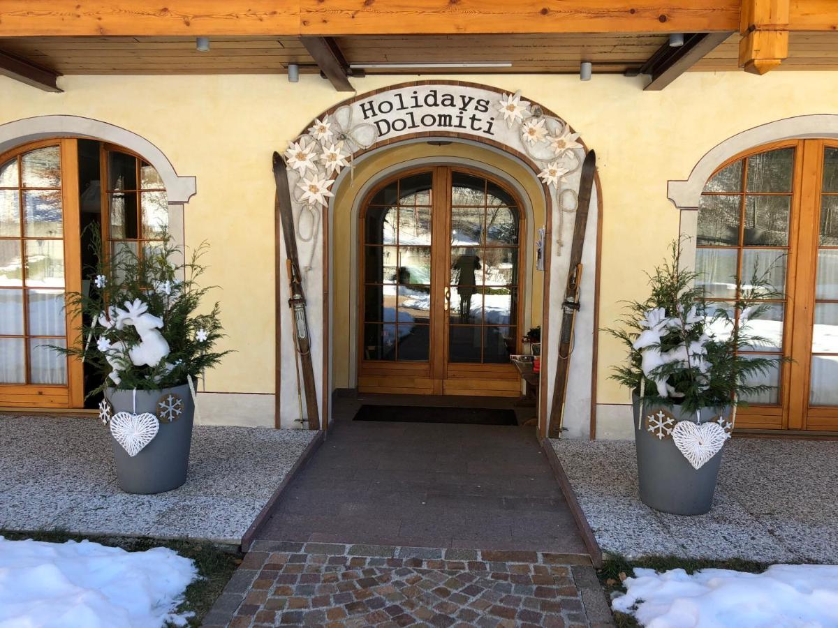 Holidays Dolomiti Apartment Resort 카리솔로 외부 사진